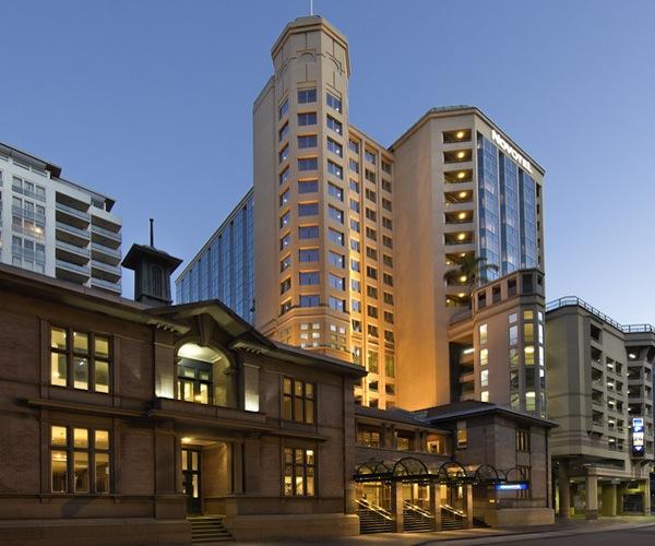 Novotel Sydney Central feature image