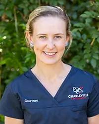 Dr Courtney  Scott Charleville Vet Surgery Charleville