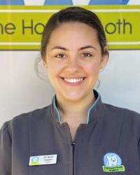 Dr Nazli Yashin The Happy Tooth Singleton Singleton