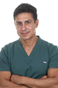 Dr Victor  Clavijo